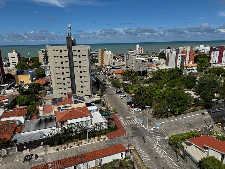 UM quarto em Manaíra e super varanda em andar alto AH705