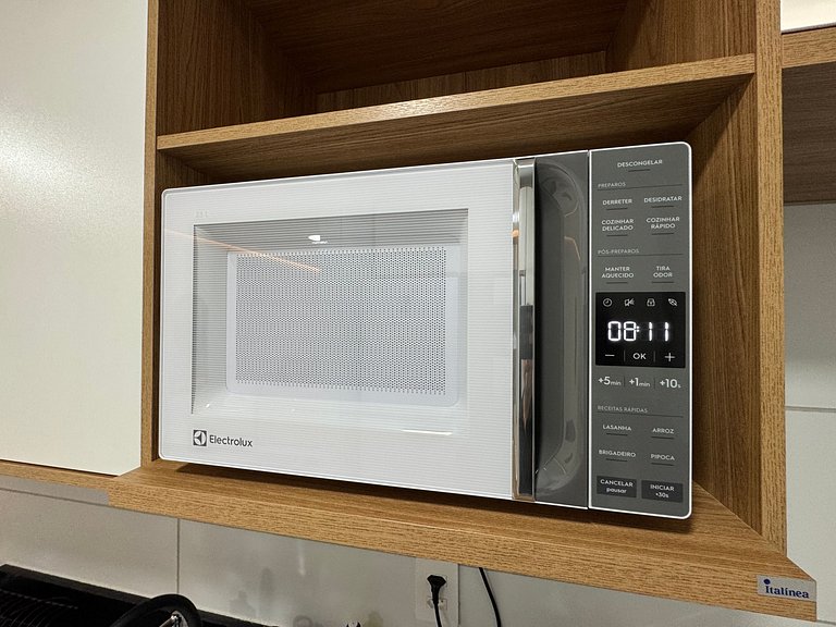 UM quarto em Manaíra e super varanda em andar alto AH705