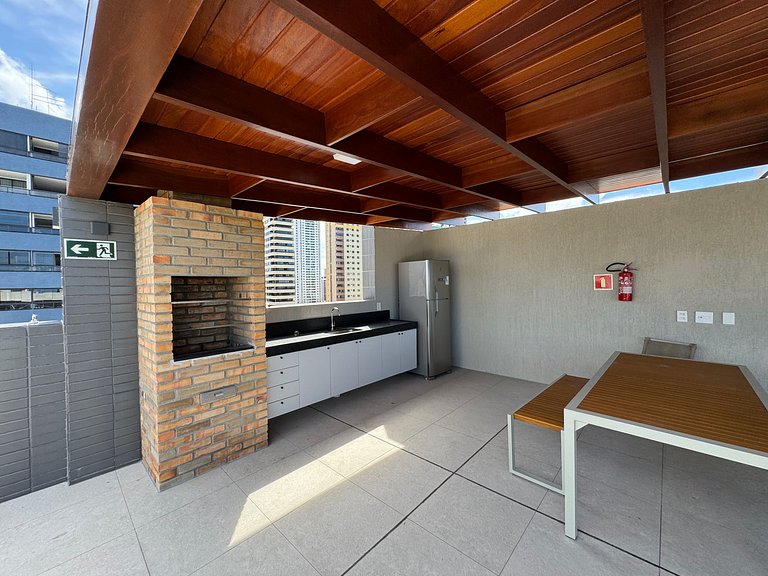 UM quarto em Manaíra e super varanda em andar alto AH705