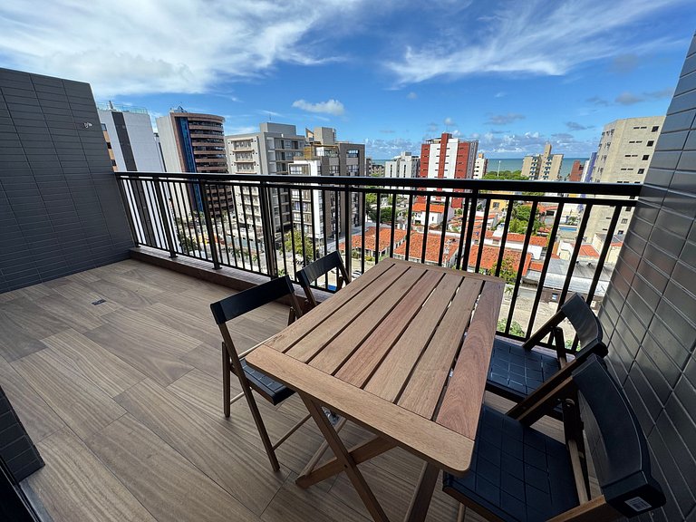 UM quarto em Manaíra e super varanda em andar alto AH705