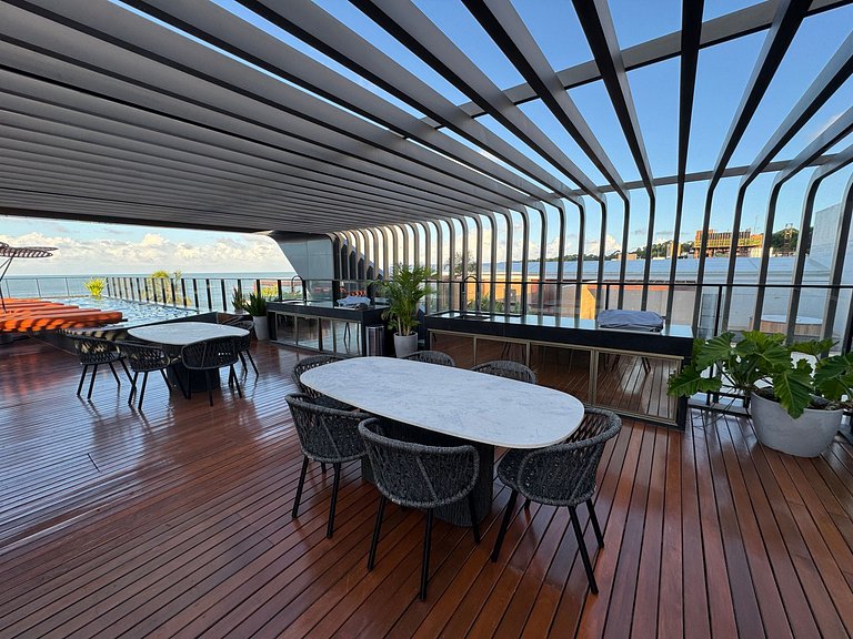 Setai à beira-mar com rooftop incrível