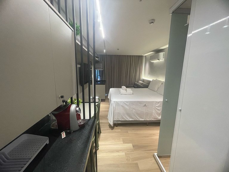 Flat beira-mar Cabo Branco com rooftop incrível AH215