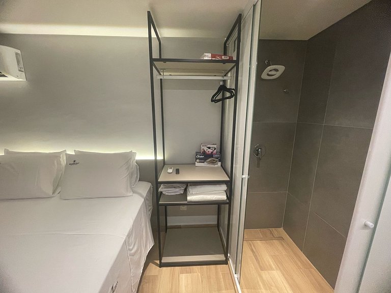 Flat beira-mar Cabo Branco com rooftop incrível AH215