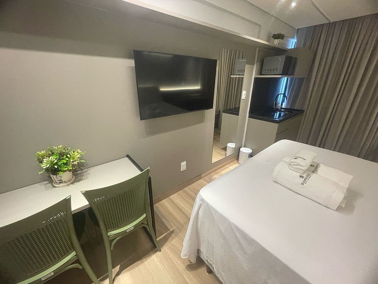 Flat beira-mar Cabo Branco com rooftop incrível AH215