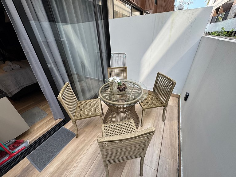 Flat Setai Cabo Branco seafront with balcony AHT12