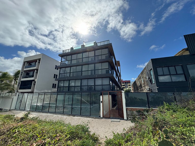 Flat beira-mar pé na areia com varanda AH 410