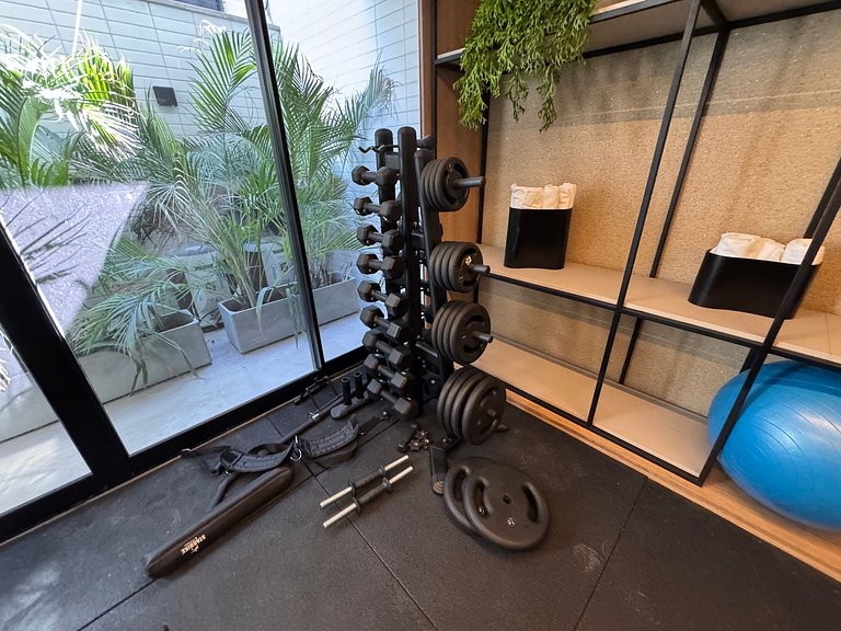 Flat beira-mar pé na areia com varanda AH 410