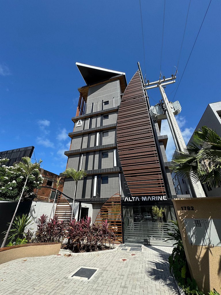 Flat beira-mar pé na areia com varanda AH 410