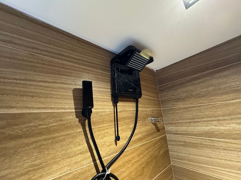 Flat beira-mar pé na areia com varanda AH 410