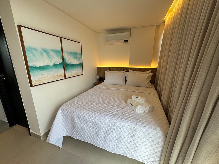 Flat beira-mar pé na areia com varanda AH 410