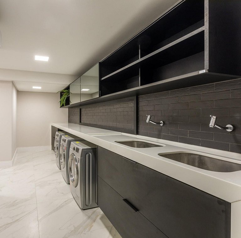 2 quartos com varanda em Manaíra AH206