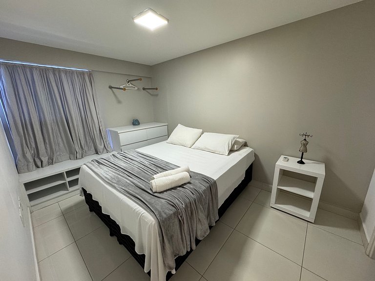 2 quartos com varanda em Manaíra AH206