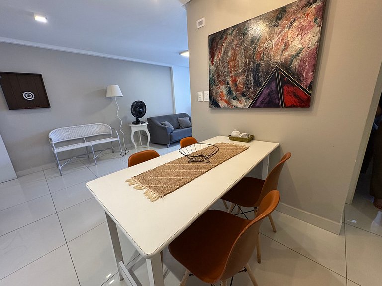 2 quartos com varanda em Manaíra AH206