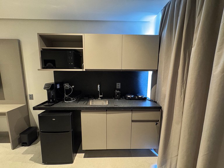 Flat de luxo completo no Acqua Tambau AQ208