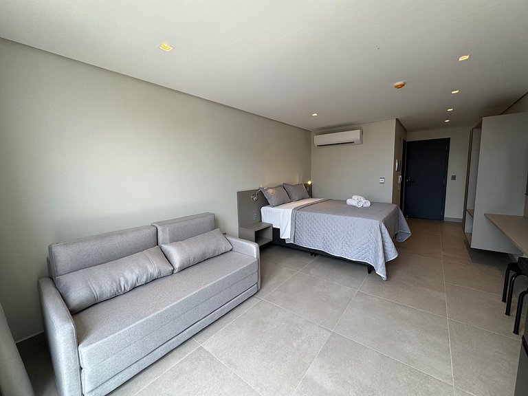 Flat de luxo completo no Acqua Tambau AQ209