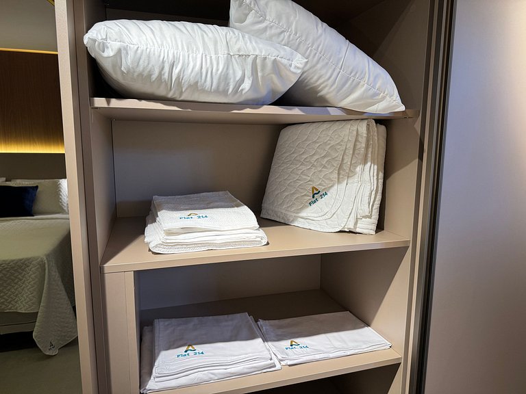 Flat de luxo completo no Acqua Tambau AQ2I4