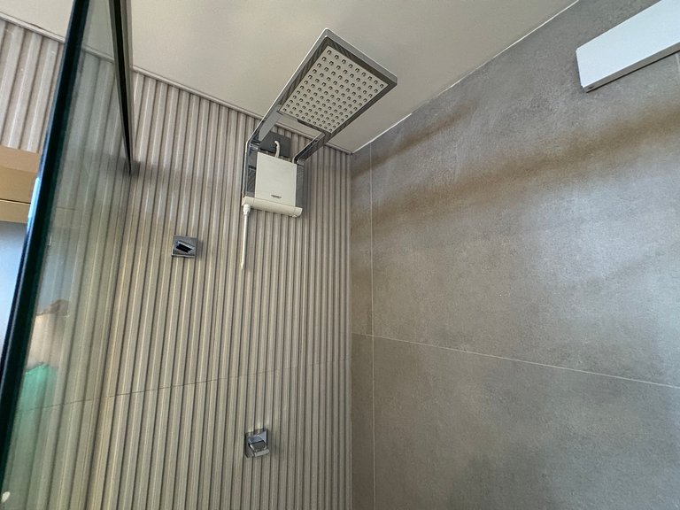 Flat de luxo completo no Acqua Tambau AQ214