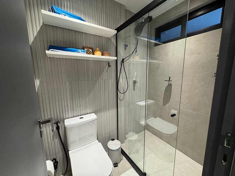 Flat de luxo completo em Tambau AQ407