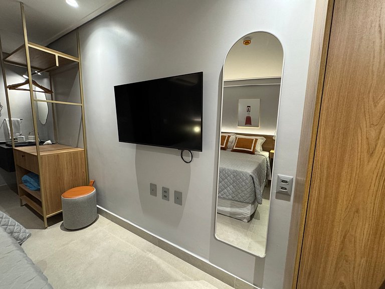 Flat de luxo com varanda no Acqua Tambau AQ4X7