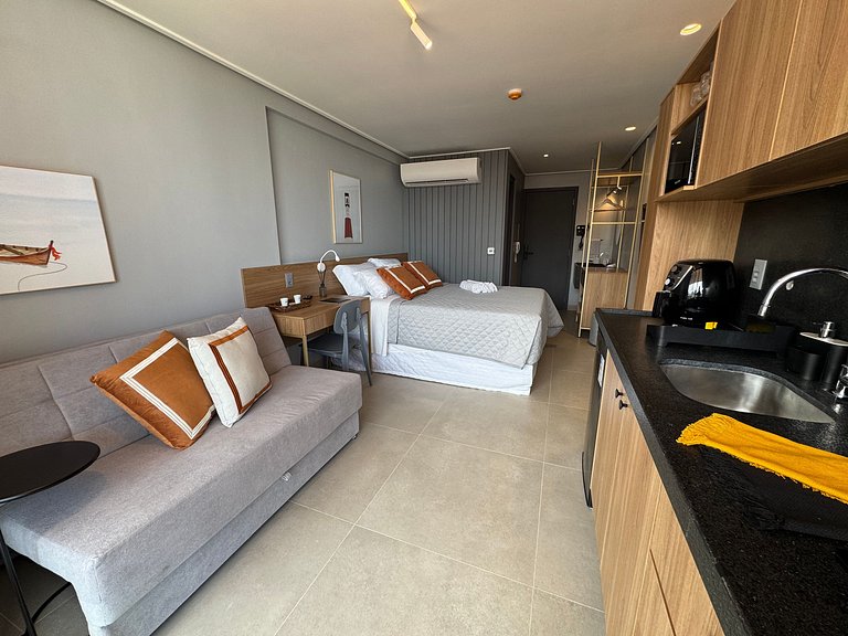 Flat de luxo com varanda no Acqua Tambau AQ4X7