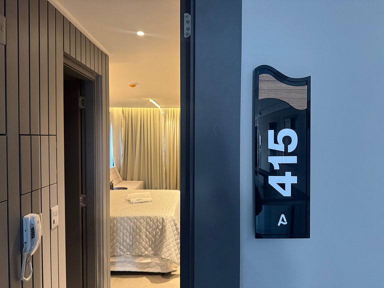 Flat de luxo com varanda no Acqua Tambau AQ4I5