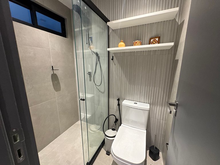 Flat de luxo com varanda no Acqua Tambau AQ4I5