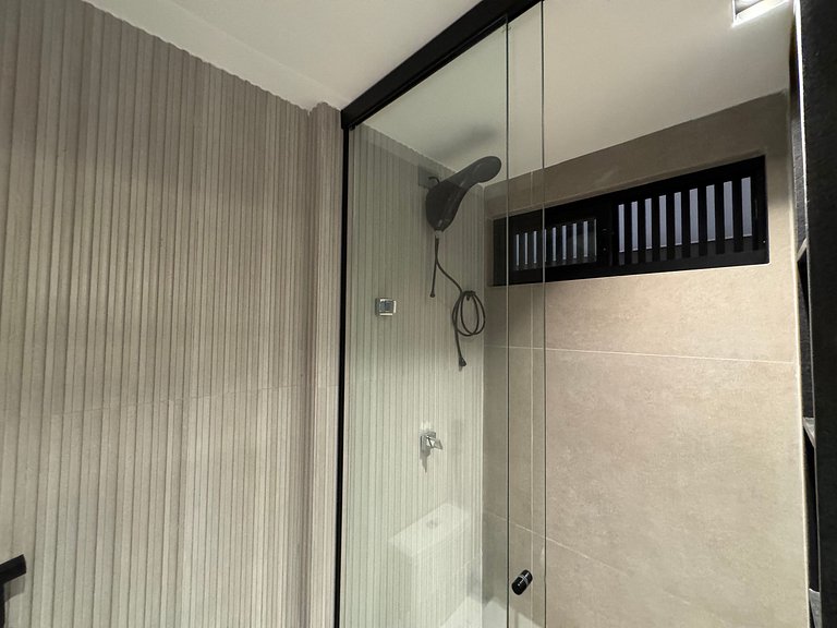 Flat térreo com terraço no Acqua Tambau AQTX5