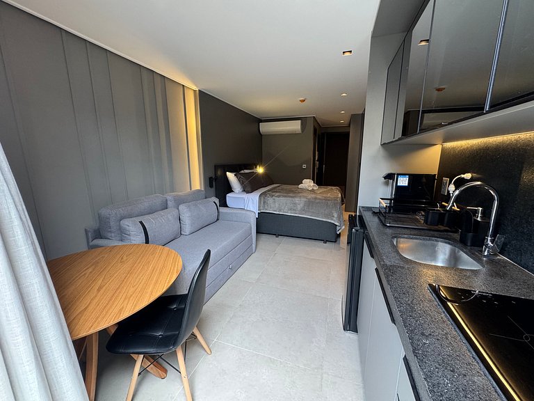 Flat térreo com terraço no Acqua Tambau AQTX5