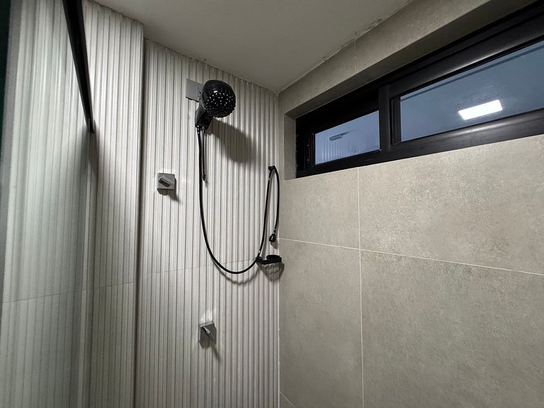 Flat de luxo completo no Acqua Tambau AQ5X5