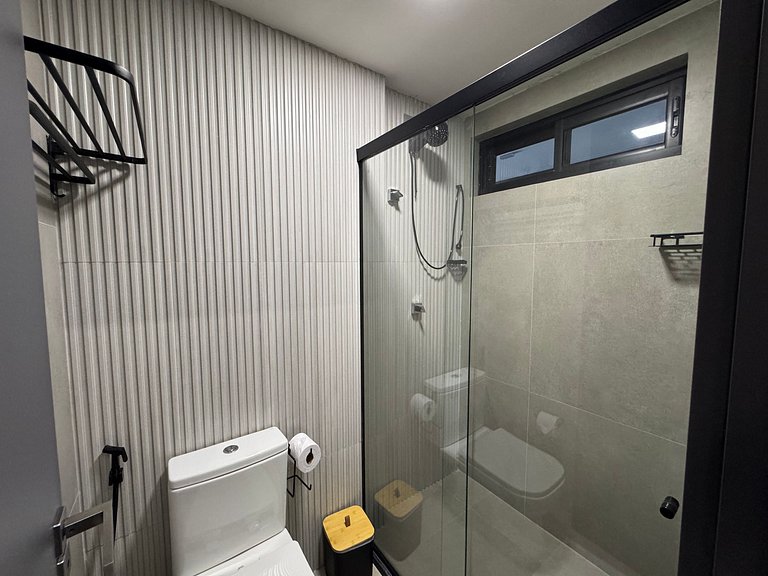 Flat de luxo completo no Acqua Tambau AQ5X5