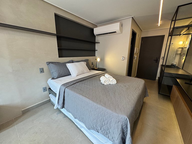 Flat de luxo completo no Acqua Tambau AQ107