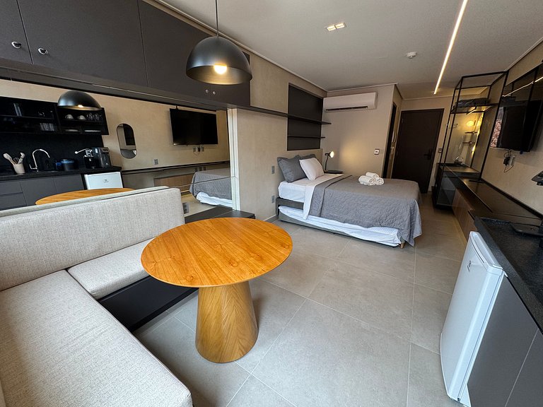 Flat de luxo completo no Acqua Tambau AQ107