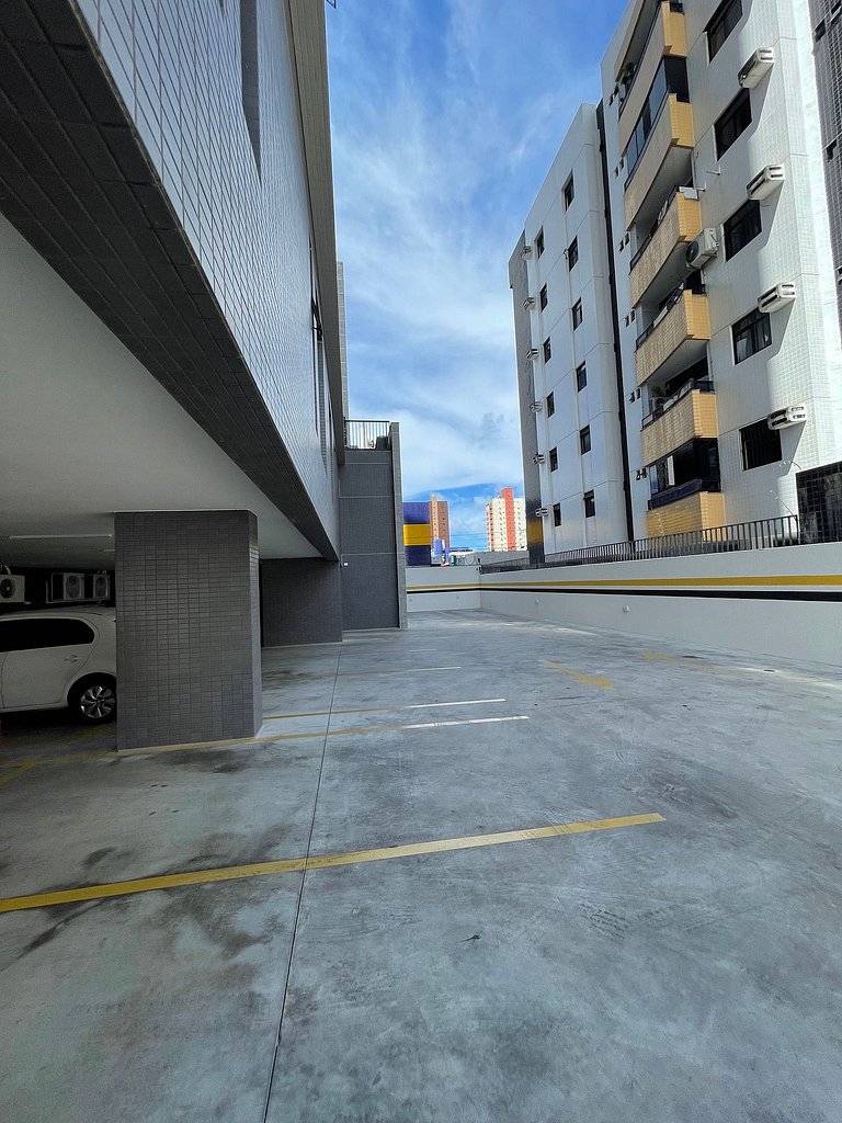 Flat Moderno em Manaíra com lazer completo QH603