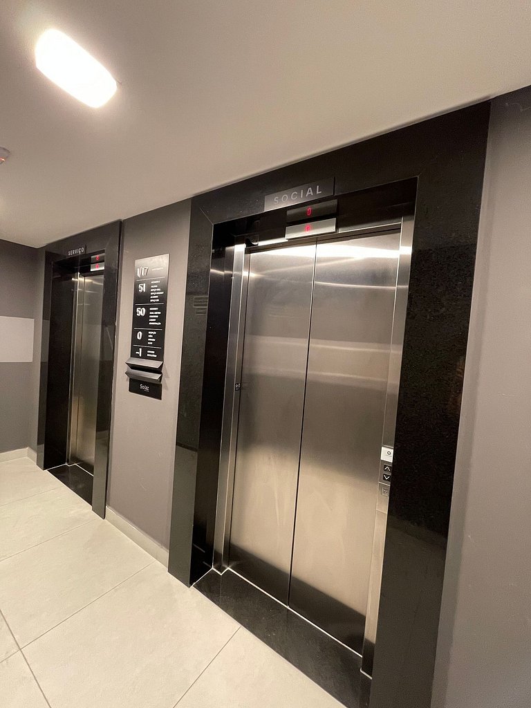 Flat Moderno em Manaíra com lazer completo QH603