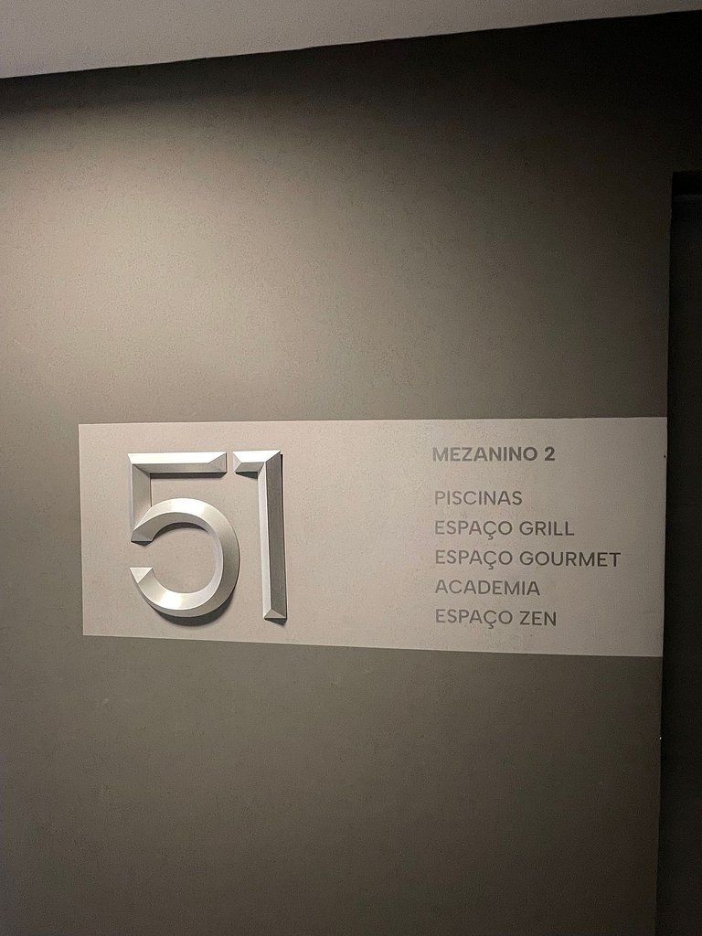 Flat Moderno em Manaíra com lazer completo QH603