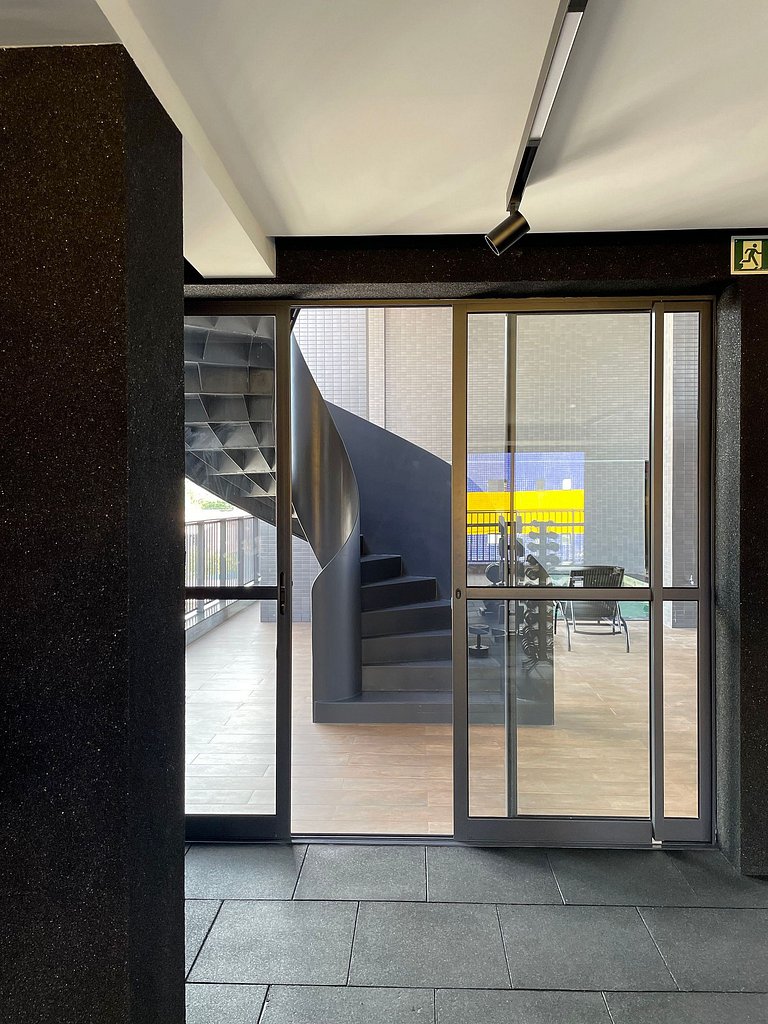 Flat Moderno em Manaíra com lazer completo QH603