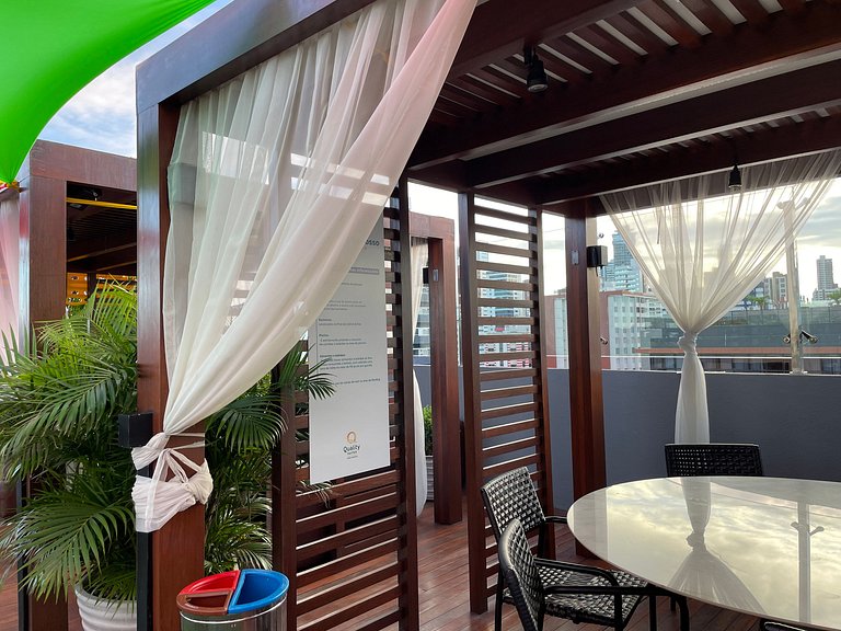 Flat particular com vista-mar no Quality Suites