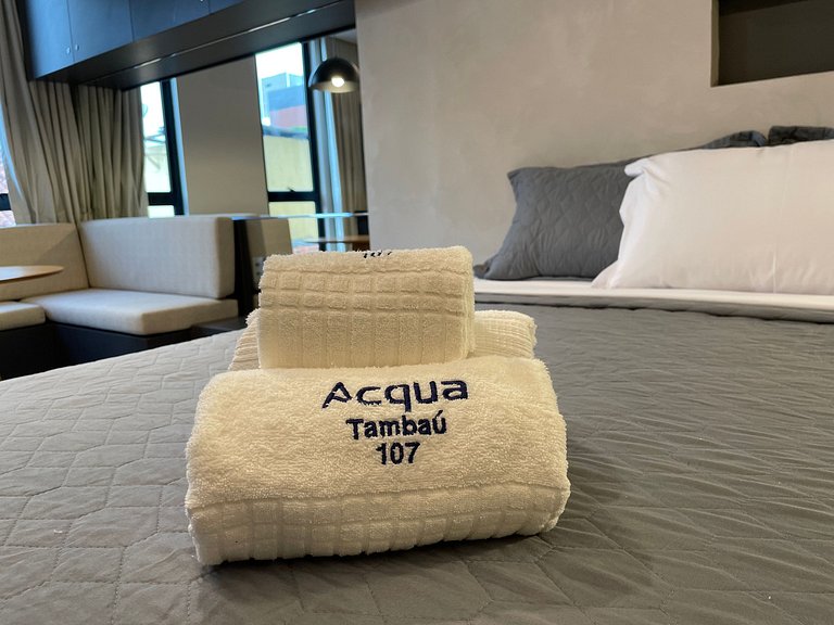 Flat de luxo completo no Acqua Tambau AQ107