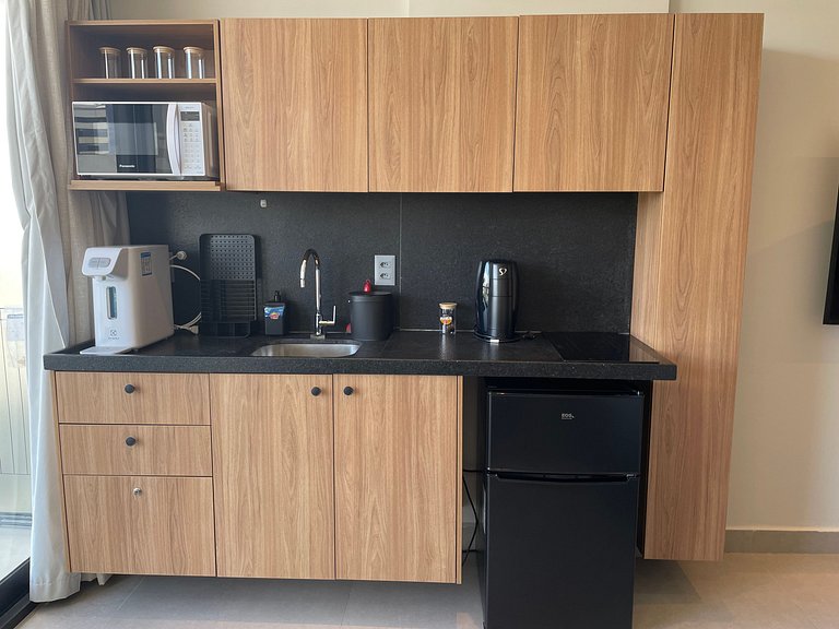 Flat de luxo com varanda no Acqua Tambau AQ4I8
