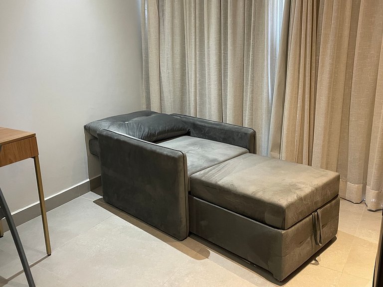 Flat de luxo com varanda no Acqua Tambau AQ4I8