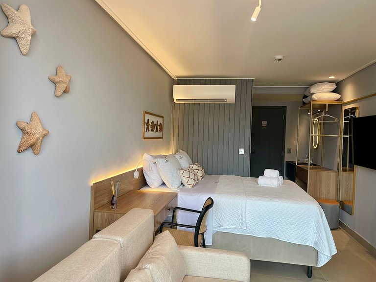 Flat de luxo com varanda no Acqua Tambau CD4XI