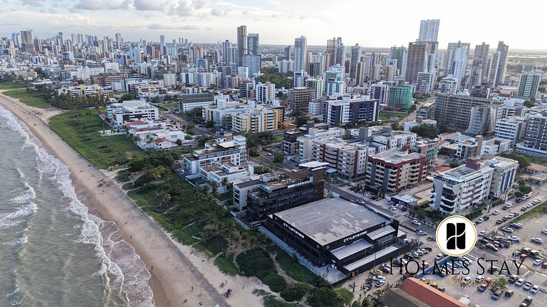 Flat beira-mar pé na areia com varanda AH 409