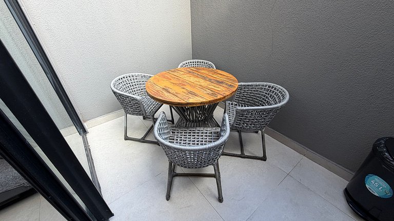 Flat térreo com terraço no Acqua Tambau AQTX3