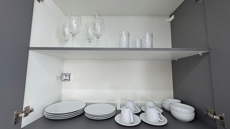 Flat de luxo com varanda no Acqua Tambau CD4I2